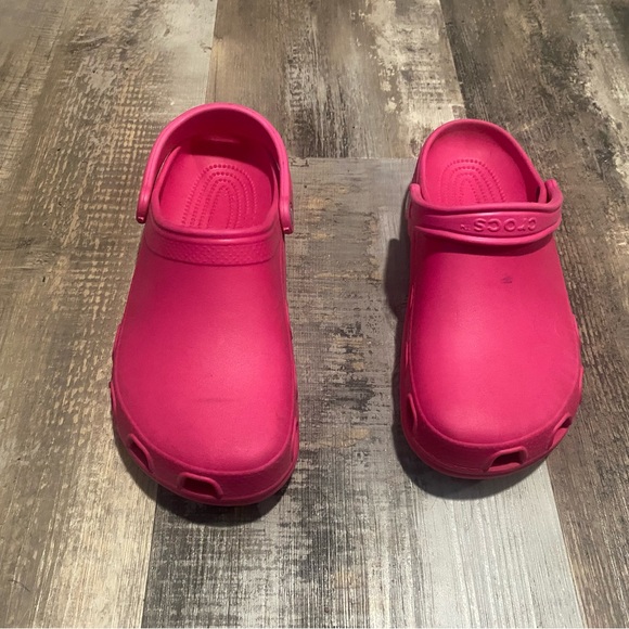 Crocs - Picture 1 of 7